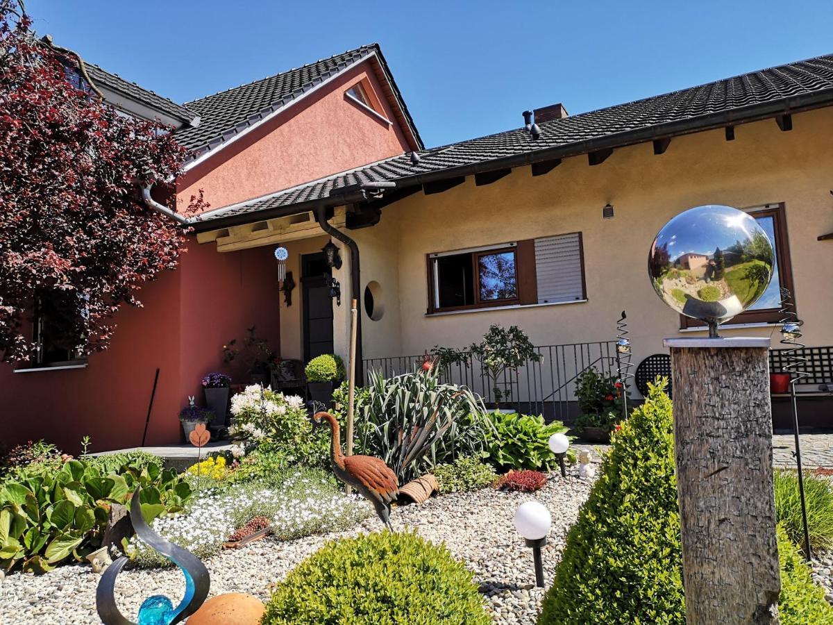 Ferienwohnungen Maintal Karlstadt Buitenkant foto